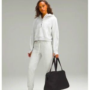 Lululemon Go getter bag